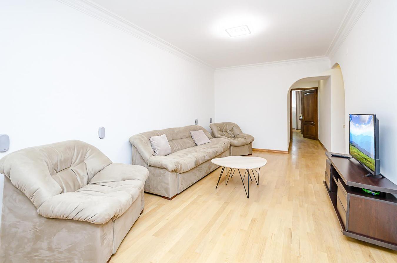 4Excellent Apartment In The Center Of The Capital With Real Photos Jerevan Eksteriør bilde